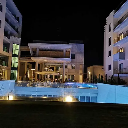 Апартаменты Elysia Park Cosy Townhouse *